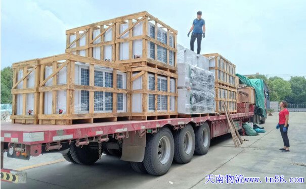 物流公司货车图片6